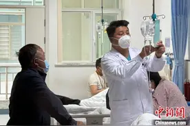 青海藏族男护士：“提灯女神”常见，“提灯男神”也会越来越多图片