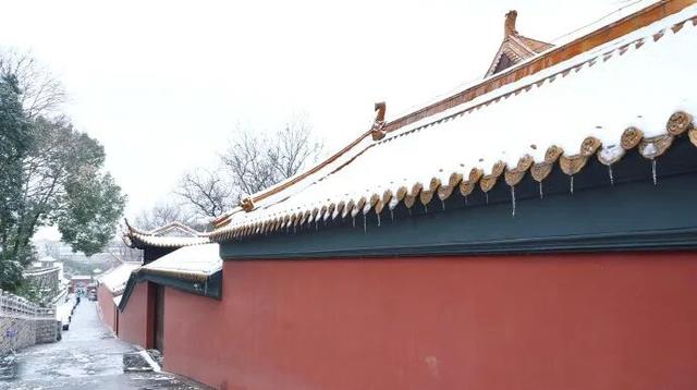 听，秦淮雪落下的声音