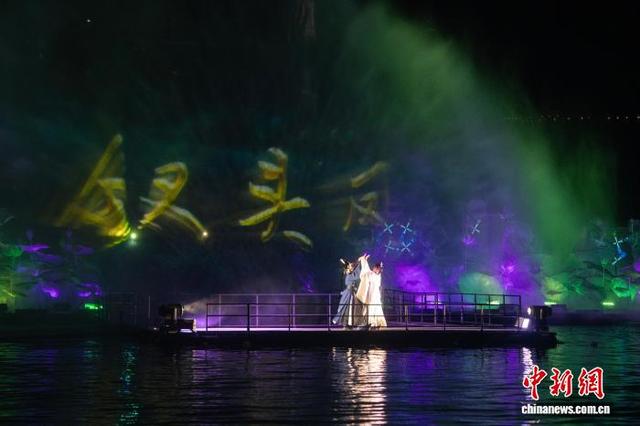 （活力中国调研行）浙江绍兴：吴越文化水上剧场激发夏日夜经济活力