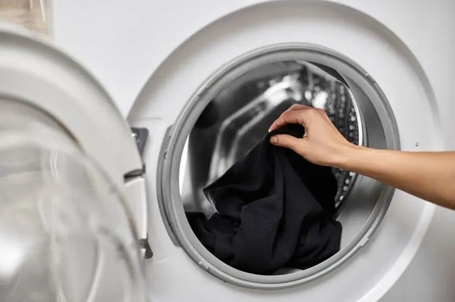 穿着外裤，到底能不能直接坐床上？