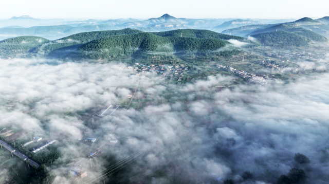 闯入云雾仙境！这里的山色美成水墨画→