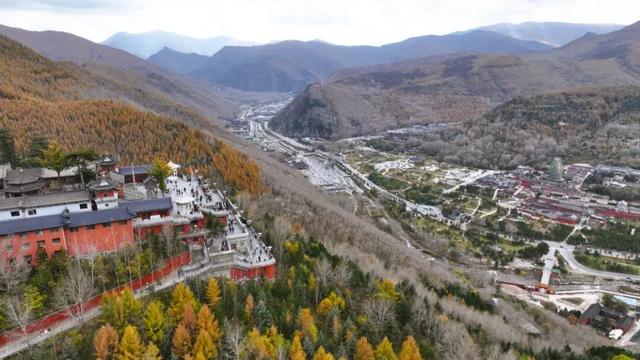 金秋五台山 醉美山色入画来