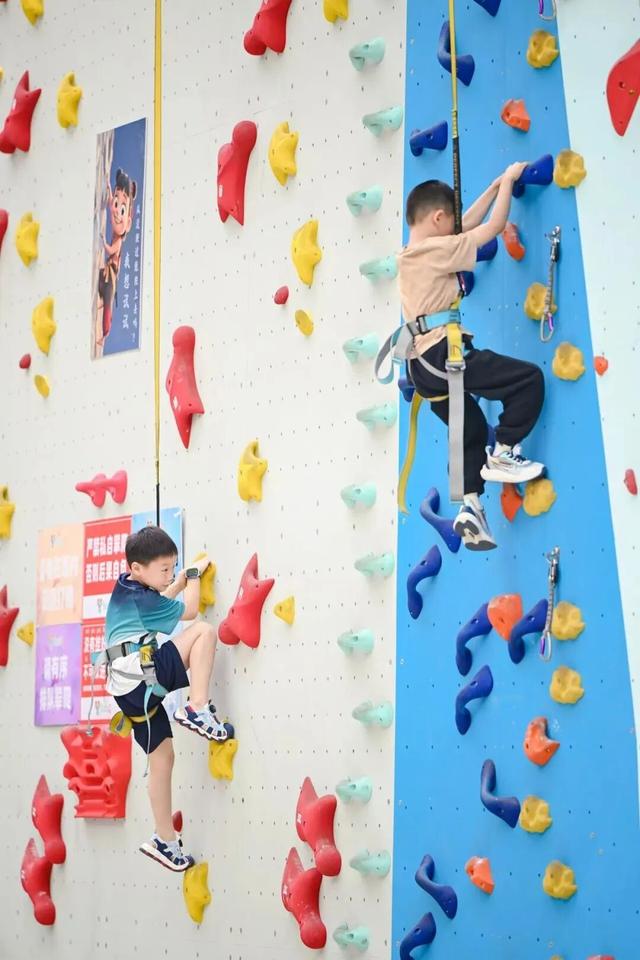 从科学之城到文艺之心，一座松山湖城市地标的周年回响