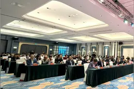湛江：举办“广交会”政银企交流活动，助力外贸企业“乘风破浪”图片