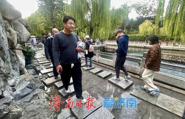 一年四季 泉在济南丨黑虎泉畔留清泉 亲水赏景暖意浓