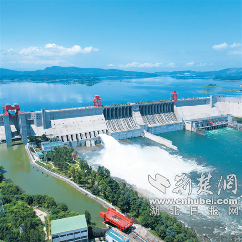丹江口太会玩！中国文旅产业博览会“一库碧水”+ 萌文创出圈，门票抢空还想二刷