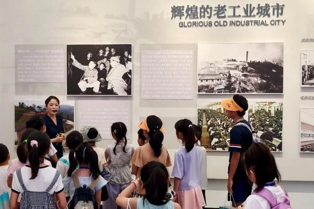 小记者看川渝发展新变化—行走的课堂（内江站）活动圆满结束！