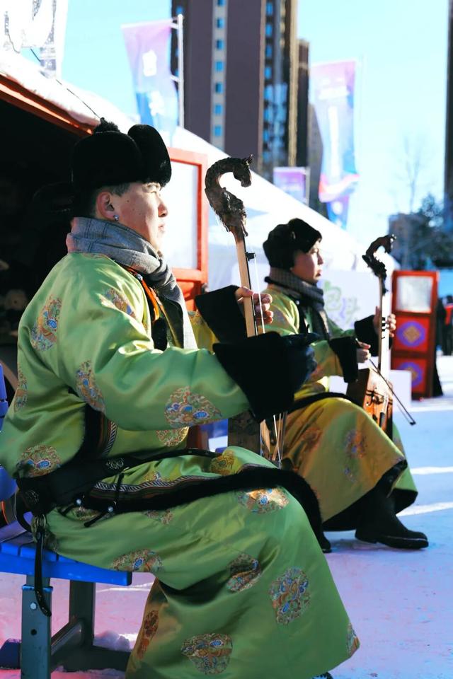 第二十一届冰雪那达慕开幕！呼和浩特文旅体验空间全是人从众！