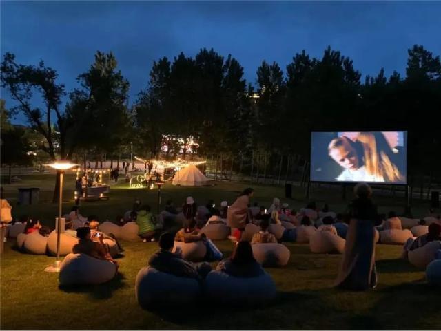 星空影院、音乐会、光影盛宴！最新活动来啦，还有无门槛组合餐饮券…