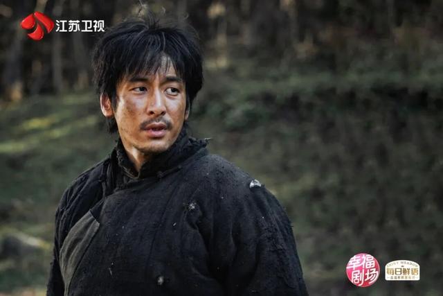 《归队》今晚登陆江苏卫视重磅开播 胡军、李乃文领衔演绎小人物热血归途