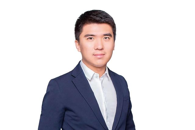 机器人跨越“三重门”——具身智能创新者亲历的现实与趋势丨议事厅