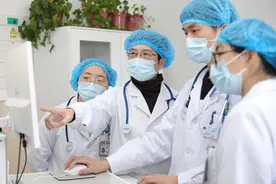 医生提醒：出现流感并发肺炎症状千万别拖图片