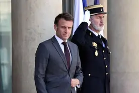 外媒：马克龙承认可能放弃在塞纳河畔举行奥运会开幕式，改用“B计划”图片