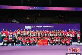 中国国羽，一天双冠！图片