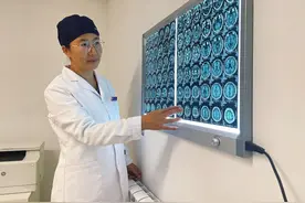 “艾滋病日”特别报道·独家对话 | “一夜高危”性行为后，HIV阻断药“吃还是不吃”？图片