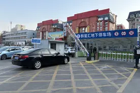 平顶山新华区：做好“加减法” 破解“停车难”图片