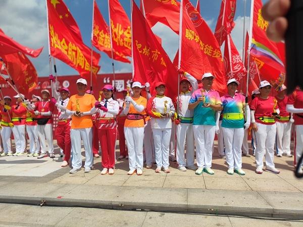 “好运山东” “国缘·今世缘”杯第七届泰山徒步大会成功举行