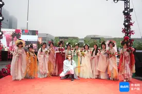2025年元宵海南换花节开幕 连续5天上演精彩活动图片