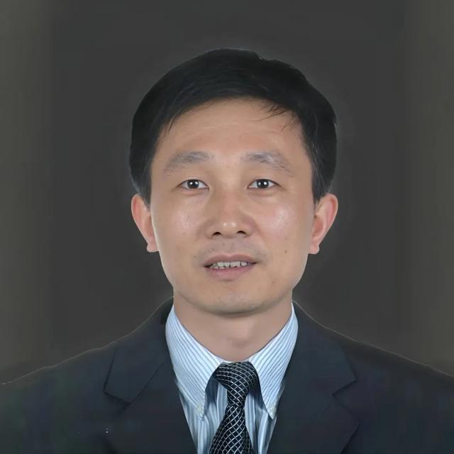 福耀科技大学首届50人集结完毕，录取最高分683分！7位院长亮相，王树国校长在录取通知书上亲笔签名！曹德旺曾称“对标斯坦福”