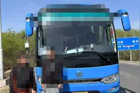 注意！此类车应当靠右！|两公布一提示图片