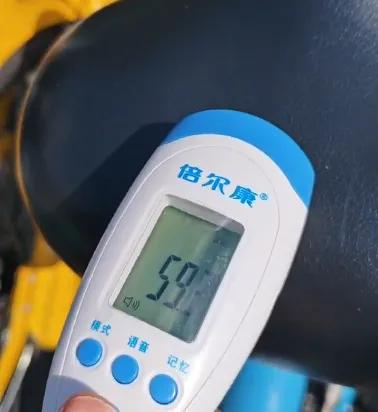 记者实测长沙共享单车座椅逼近60℃