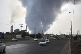 伊朗港口爆炸已造成406人受伤图片