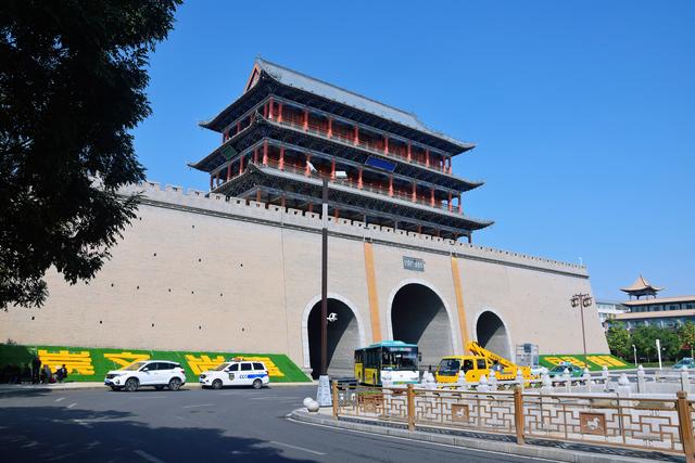 组图丨武威南城门：一墙秋景 满目晴和
