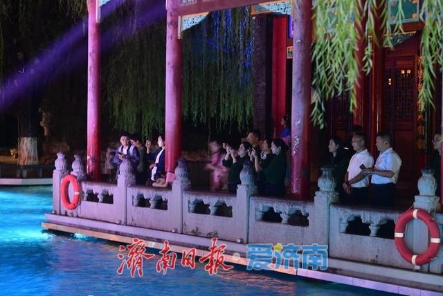国庆假期，泉城邀您“夜赏趵突画中游”