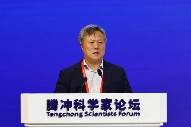 主旨报告：院士专家为临沧发展现场“开方”