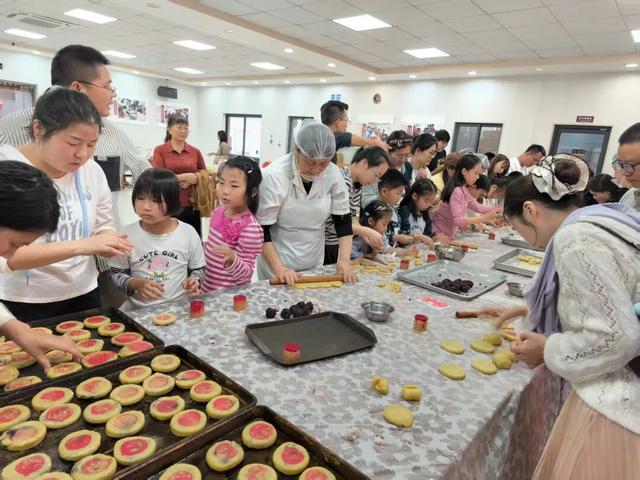 游玩、体验、美食、购物…一站式玩转→