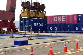 锤炼技能 交流经验 传承精神——一场桥吊司机全国大赛现场见闻图片