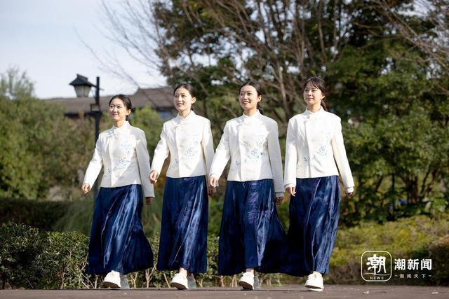 “小梧桐”志愿者首次亮相濮院古镇