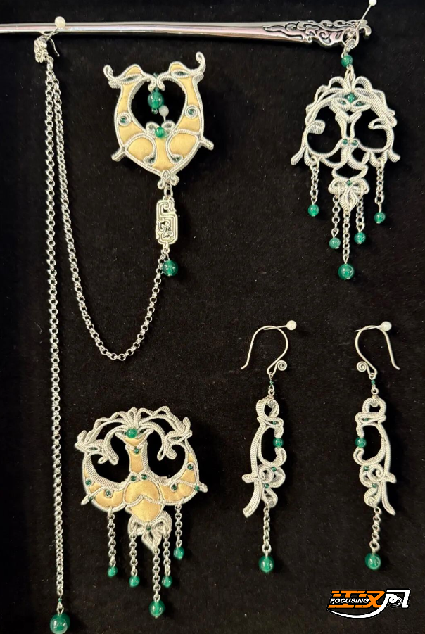 2025中国特色旅游商品大赛决赛举行 荆州市“楚韵盘翎”系列配饰获银奖