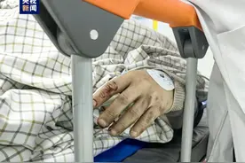 在高铁站内跳入轨道被列车剐蹭，涉事旅客已转至重症医学科图片
