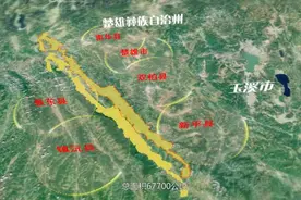登上热搜的哀牢山在哪里，山里都有什么？图片