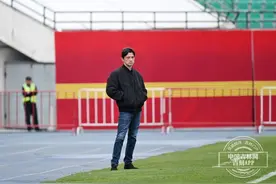 高开低走  毁誉参半  谢晖在长春亚泰的13个月图片