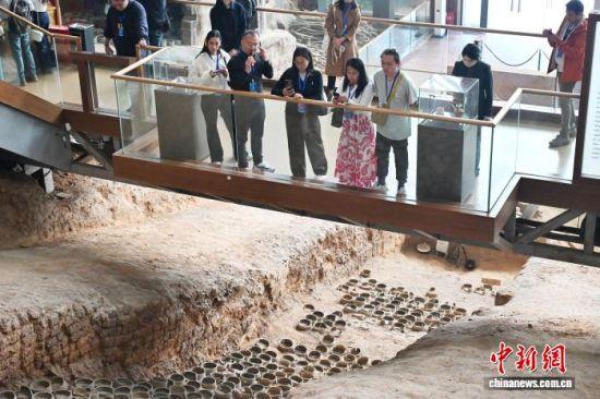 海外媒体探访长沙铜官窑 感受千年窑火传承