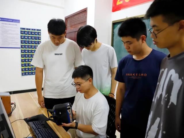 等你来“飞”！福建水院无人机“驾照”培训火热招生中