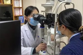 巩膜镜成角膜不规则患者新选择  眼科医生：配戴更为舒适图片