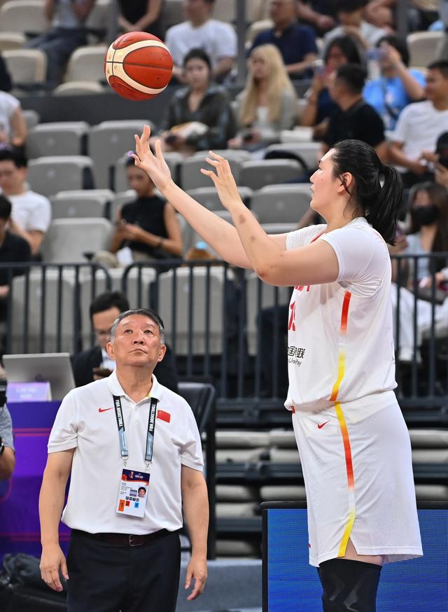 媒体：女篮第一步有遗憾但仍需迈出