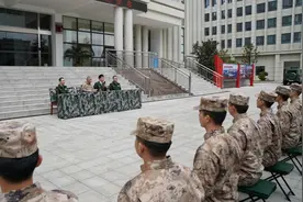 军旅歌手小曾“班长”深情寄语，激励贵阳预定新兵踏上新征程图片