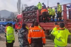 洛阳神鹰救援队日夜兼程驰援积石山灾区图片