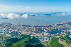 宁波舟山港融入丝路细绘港通天下新画卷图片