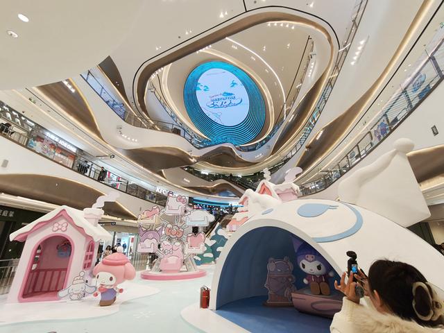 副中心文旅新地标“上新” 湾里开业首日客流超16万人次