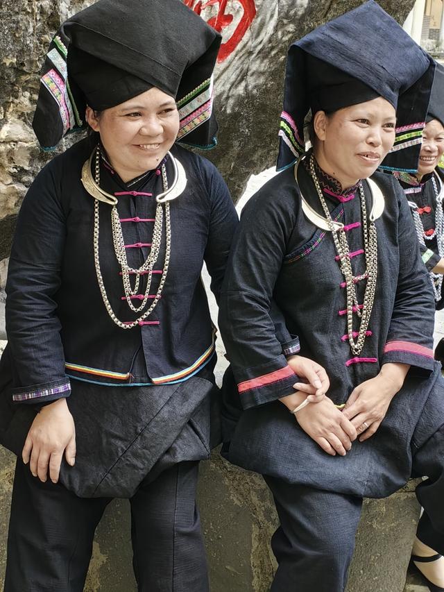 走进“黑衣壮”，难忘那坡、那山、那村、那晚……