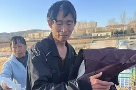 山西榆社一男子跳水救起3名小孩后默默离去 当地全城寻人终于找到了图片