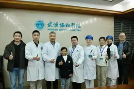 “让他们变成正常人，该有多好”武汉医生杨操为“折叠人”打开人生图片