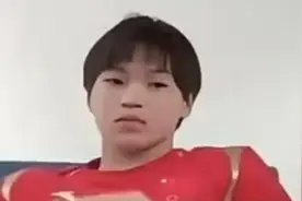 全红婵给自己的跳水动作打8.5分，主持人：那1.5分差在哪里？全妹：我有1.5语（一点无语）