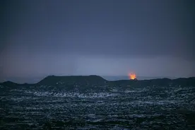 地下岩浆聚集，冰岛火山或再次喷发图片