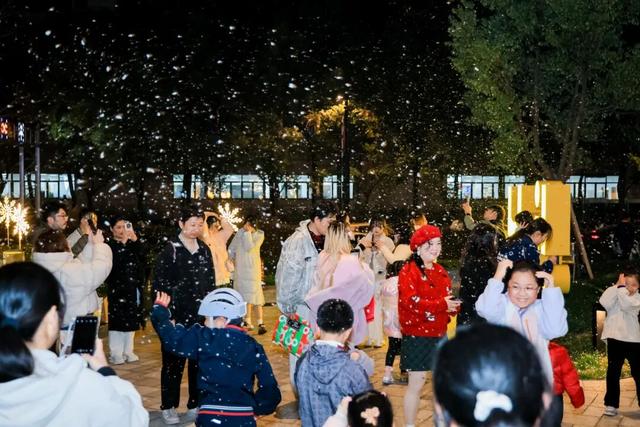 上海荟聚“北欧绮遇集”来啦！解锁众多新玩法～